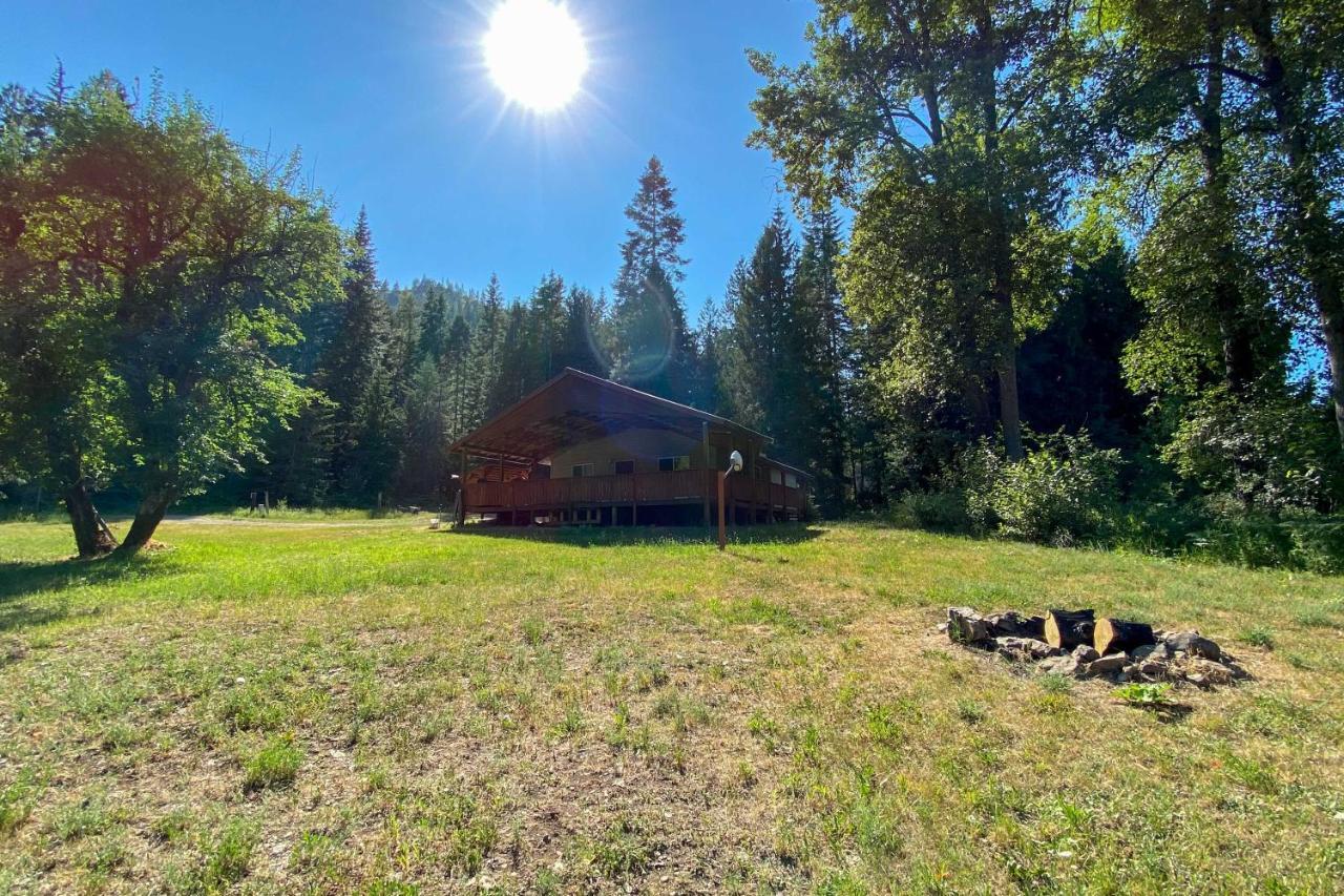 Private 2-Acre Retreat With Mtn Views, Walk To River Saint Maries المظهر الخارجي الصورة